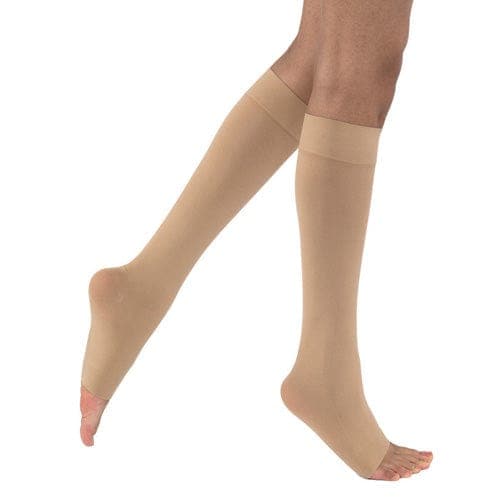 Complete Medical Stockings BSN Med-Beiersdorf Jobst Jobst Opaque K/H 15-20 mmHg Natural Medium