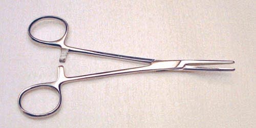 Complete Medical Physician Supplies Z I International Kelly Forceps- 5 1/2  Curved