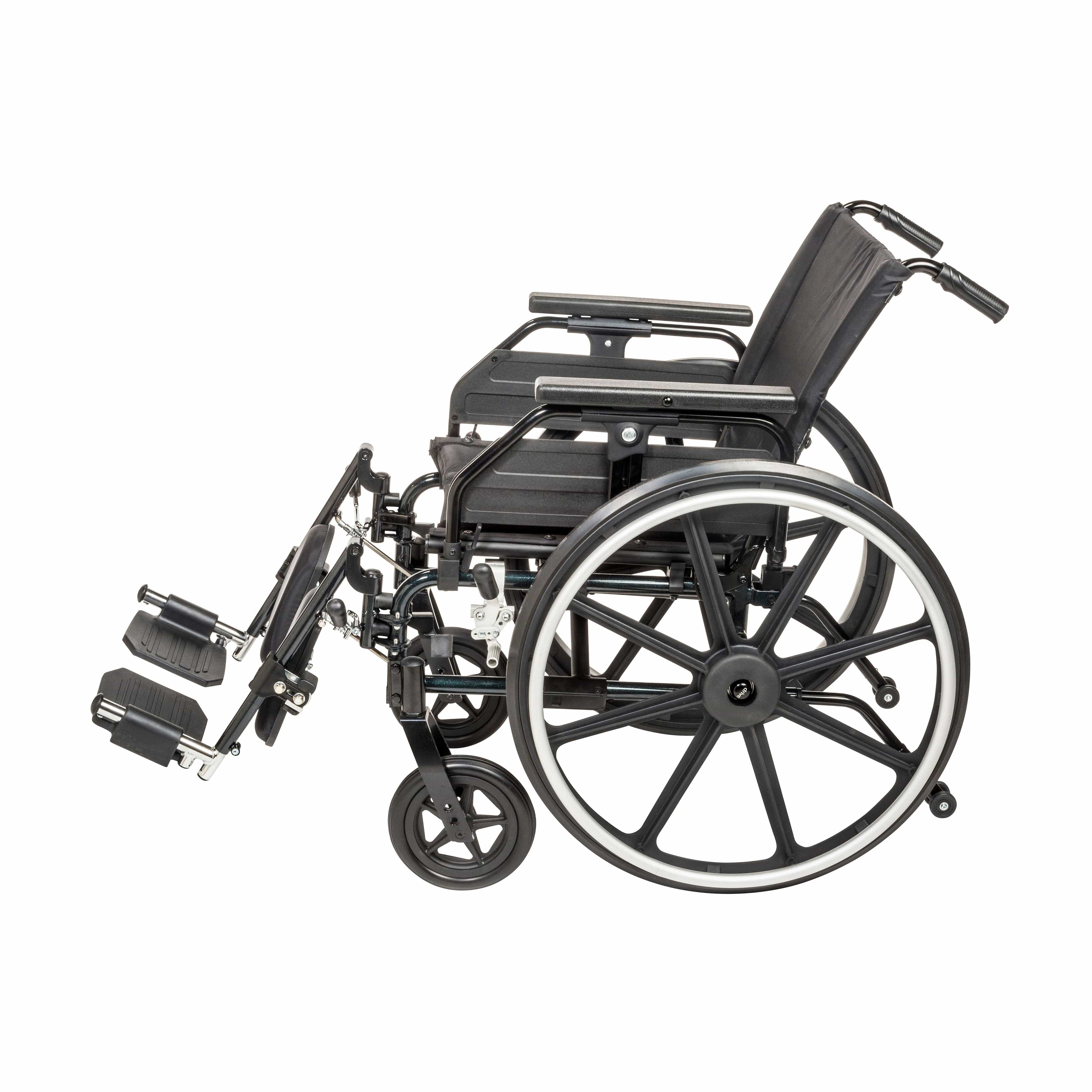 Drive Medical Wheelchairs Drive Medical Viper Plus GT Wheelchair with Universal Armrests