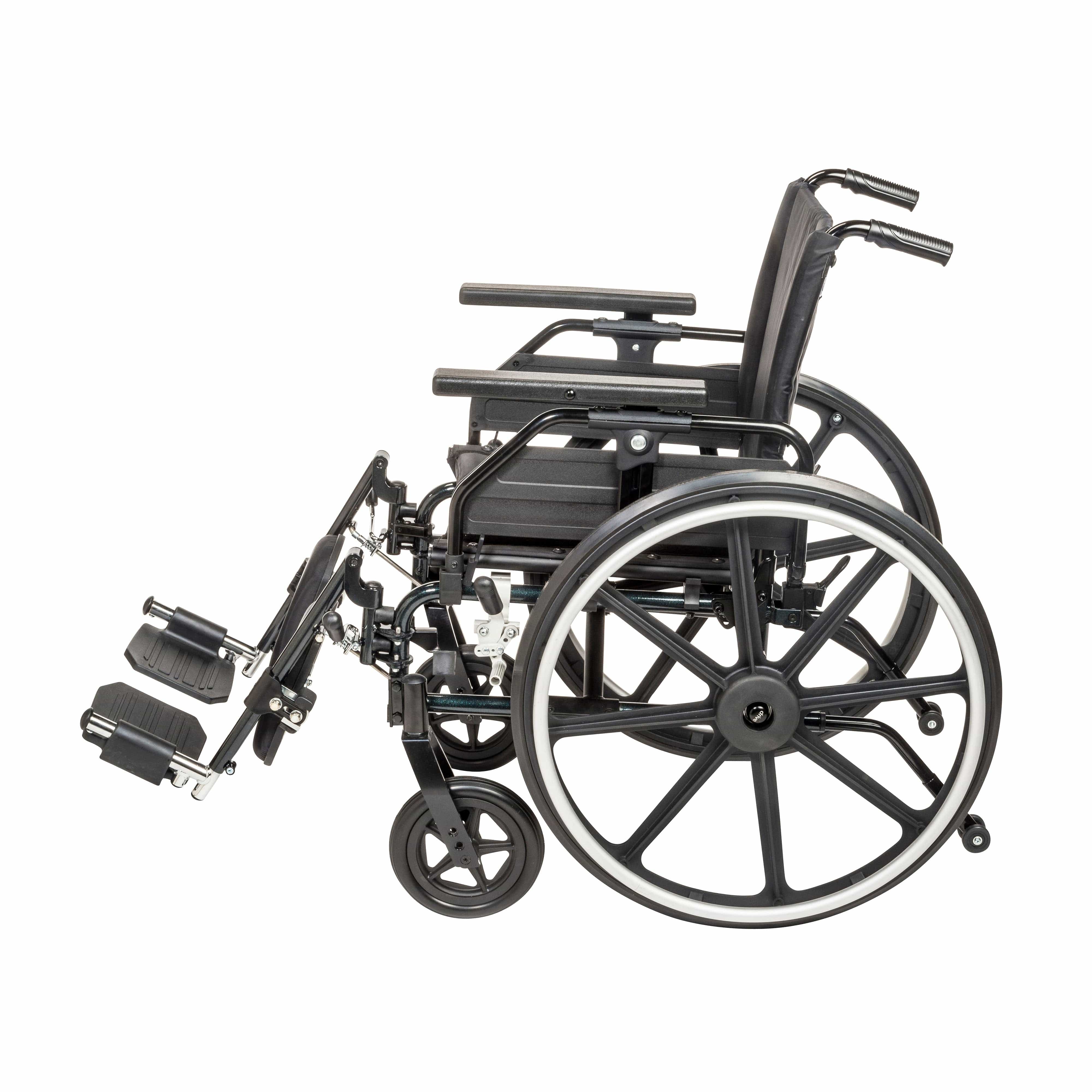 Drive Medical Wheelchairs Drive Medical Viper Plus GT Wheelchair with Universal Armrests