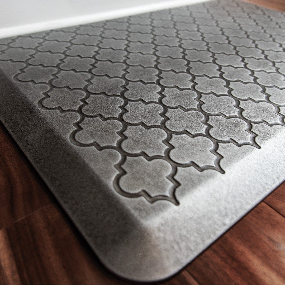 WellnessMats All WellnessMats WellnessMats Trellis Collection - Silver Leaf